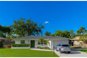 750 95th Ave N, Naples