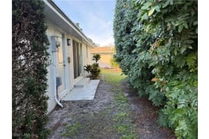 310 Carnaby Court, Naples, FL 34112 - MLS#225079026