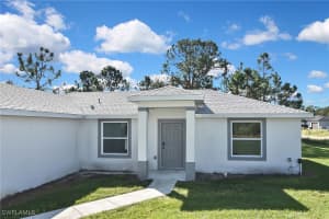 902 Lytle Street, Lehigh Acres, FL 33974 - MLS#225079049