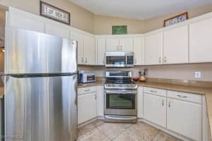 940 Woodshire Lane, Naples, FL 34105 - MLS#225079058