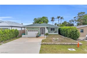 726 109th Ave N, Naples