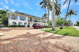 655 8th Avenue, Naples, FL 34102 - MLS#225079095