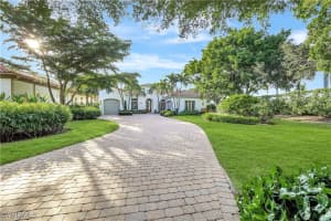 2249 Miramonte Court, Naples, FL 34105 - MLS#225079132