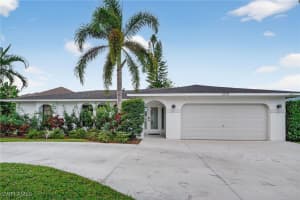 5270 Berkeley Drive, Naples, FL 34112 - MLS#225079174