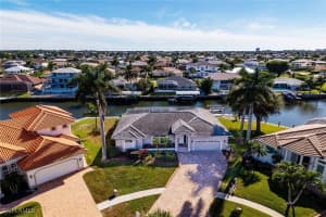 196 Richmond Court, Marco Island, FL 34145 - MLS#225079178