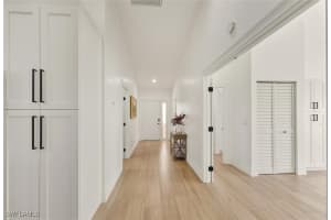 401 Countryside Drive, Naples, FL 34104 - MLS#225079207