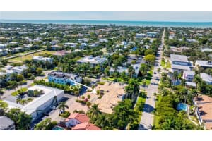 900 8th Avenue, Naples, FL 34102 - MLS#225079247