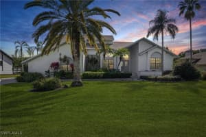 7245 Hendry Creek Dr, Fort Myers