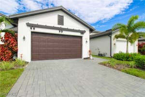 14803 Loggerhead Dr, Naples