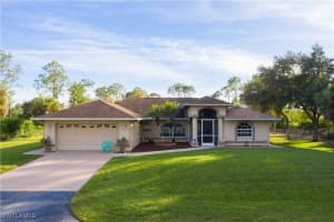 60 25th Avenue, Naples, FL 34120 - MLS#225079326