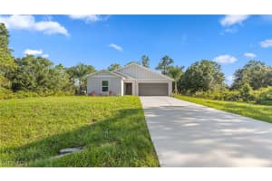206 Preston Street, Lehigh Acres, FL 33974 - MLS#225079327