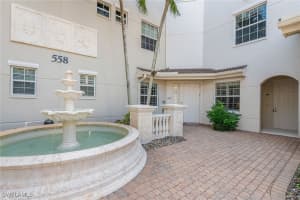558 Avellino Isles Circle, Naples, FL 34119 - MLS#225079335