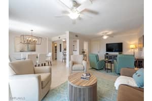 555 Park Shore Drive, Naples, FL 34103 - MLS#225079359