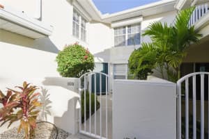 4910 Deerfield Way, Naples, FL 34110 - MLS#225079364