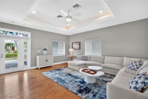 740 5th Avenue, Naples, FL 34102 - MLS#225079434