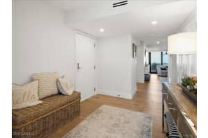 2386 Gulf Shore Boulevard, Naples, FL 34103 - MLS#225079441