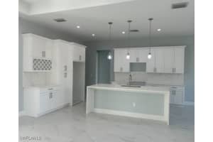 2603 24th Avenue, Naples, FL 34117 - MLS#225079462