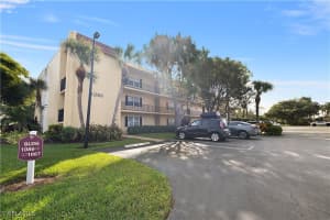 1086 Forest Lakes Dr 9305, Naples