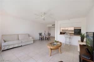 1086 Forest Lakes Drive, Naples, FL 34105 - MLS#225079483