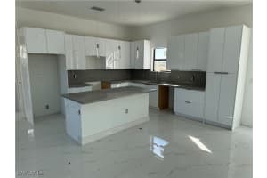 914 Manresa Avenue, Lehigh Acres, FL 33974 - MLS#225079494