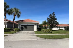 2081 Crestview Way, Naples, FL 34119 - MLS#225079513