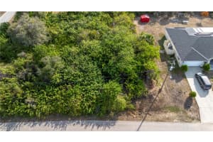 102 Sally Avenue, Lehigh Acres, FL 33971 - MLS#225079520