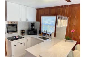 317 Nature View Court, Fort Myers Beach, FL 33931 - MLS#225079583