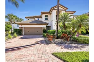 8060 Players Cove Dr 101, Naples