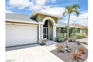 11526 Forest Mere Dr Bonita Springs, FL 34135 - Off Market