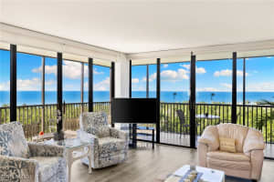 11 Bluebill Avenue, Naples, FL 34108 - MLS#225079667