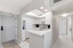 320 Seaview Court, Marco Island, FL 34145 - MLS#225079689