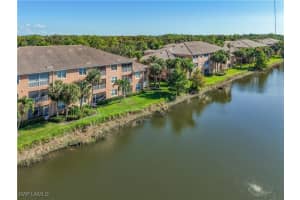 9601 SPANISH MOSS Way, Bonita Springs, FL 34135 - MLS#225079709