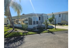 9 Garnet Dr 9g, Naples 9 Garnet Dr 9g, Naples