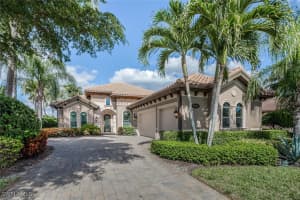 7291 Lantana Cir, Naples