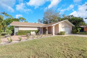 687 Cypress Way, Naples, FL 34110 - MLS#225079743