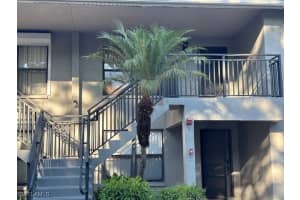 1220 Commonwealth Cir M206, Naples