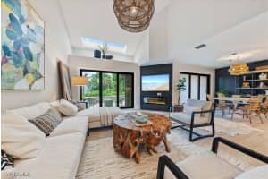 569 Park Shore Drive, Naples, FL 34103 - MLS#225079799