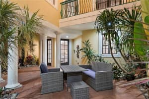 1160 Clam Court, Naples, FL 34102 - MLS#225079881