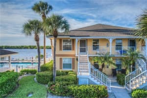 1165 Mainsail Dr 611, Naples 1165 Mainsail Dr 611, Naples