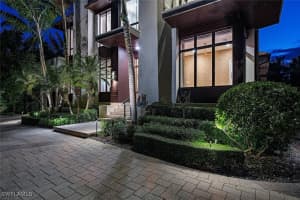 1230 Gulf Shore Boulevard, Naples, FL 34102 - MLS#225079910