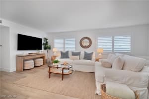 1950 Gulf Shore Blvd N 101, Naples