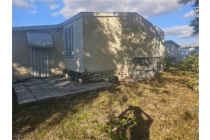 38 Turquoise Avenue, Naples, FL 34114 - MLS#225079993