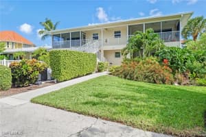 1351 Curlew Ave 104, Naples