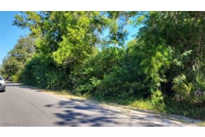 118 Irving Avenue, Lehigh Acres, FL 33936 - MLS#225080066