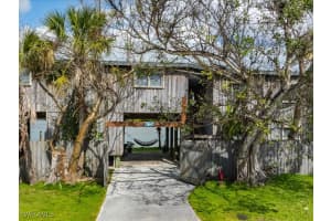 230 Harbor Place, Goodland, FL 34140 - MLS#225080073