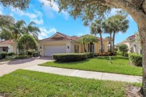 3888 Valentia Way, Naples
