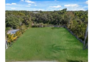 4975 Palmetto Court, Naples, FL 34112 - MLS#225080150