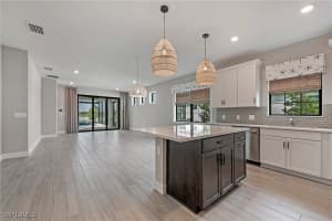 12381 Canal Grande Drive, Fort Myers, FL 33913 - MLS#225080175