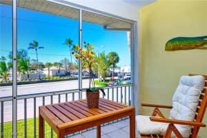 1550 Gulf Shore Blvd N W4, Naples 1550 Gulf Shore Blvd N W4, Naples