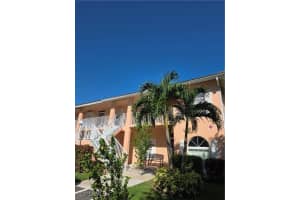 575 Augusta Blvd 8, Naples